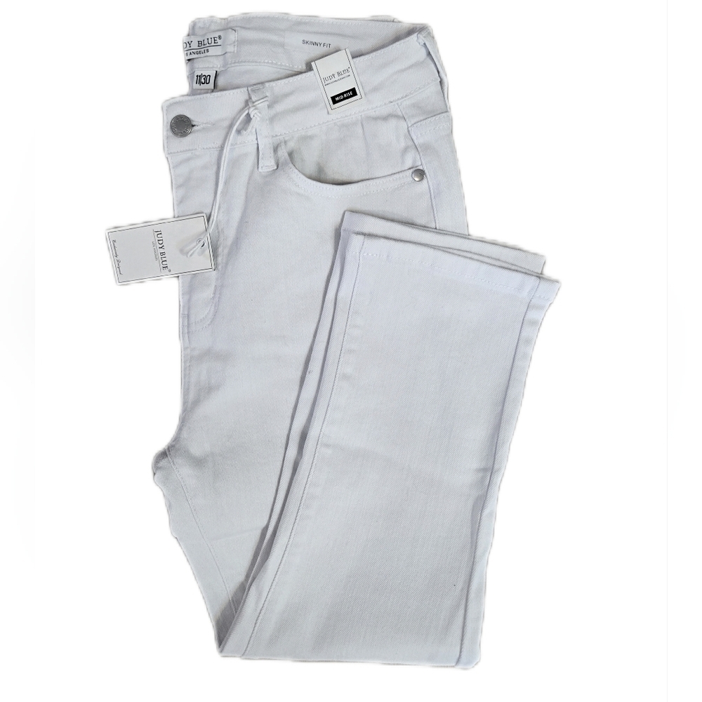 NWT Judy Blue Women's Bright White Skinny Cropped Jeans